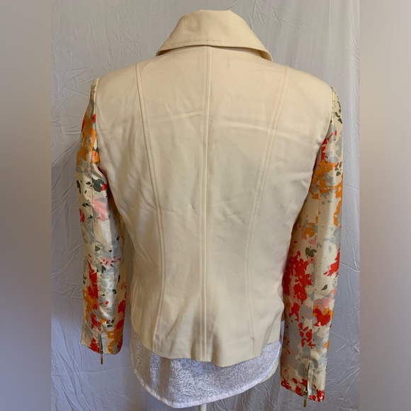 Pretty in peach Spring jacket - Picture 3 of 6